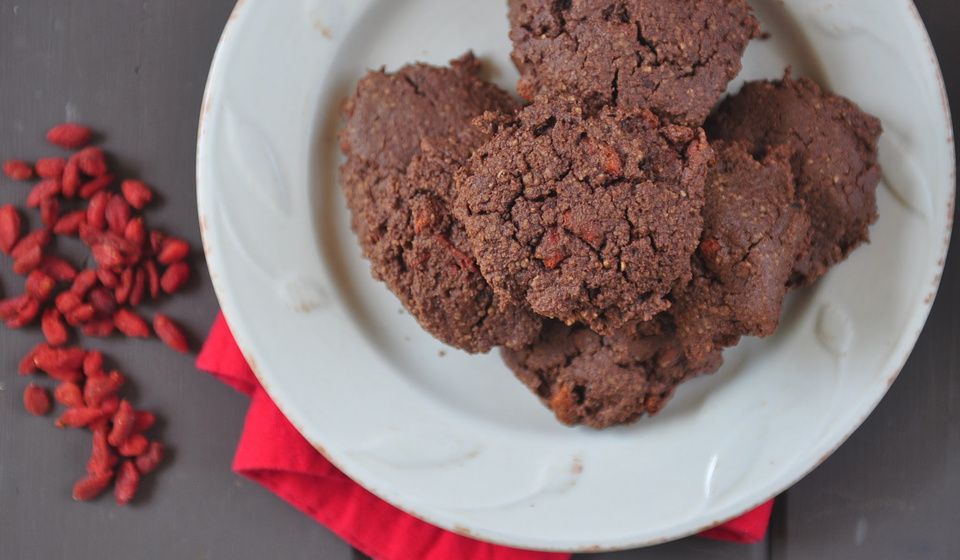 Chocolate-Hazelnut-Goji Berry Cookies (grain-free, gluten-free)